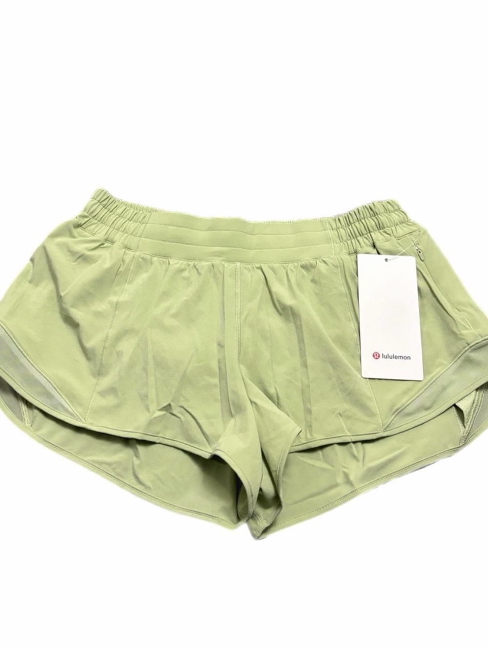 NWT Lululemon Hotty Hot Short *LR *2.5" (Honeydew) Size 12 - Picture 1 of 3